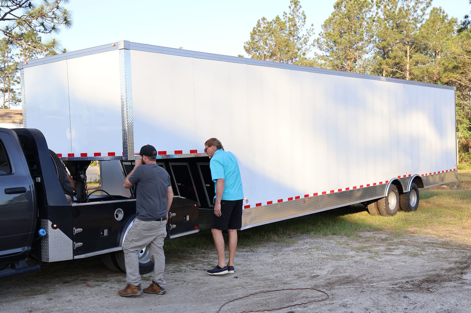 Gooseneck Hookup Inspection from the Completed Trailers gallery